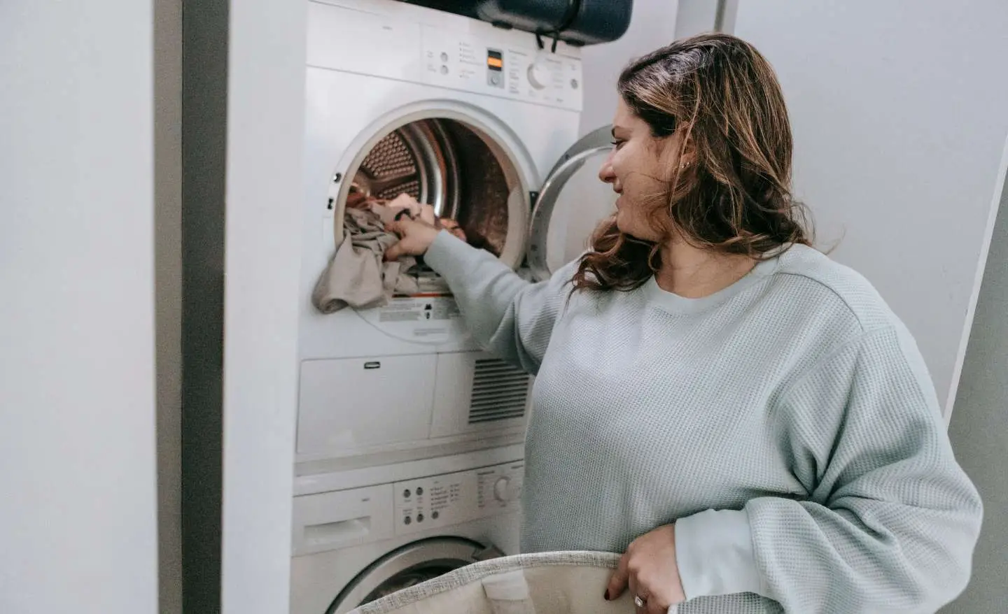 Non comprare lavatrice e asciugatrice adesso: ecco quando arrivano le vere offerte del 2025