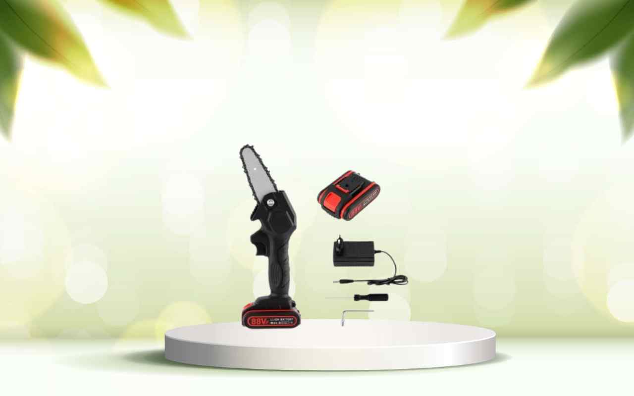 Scopri come potare senza fatica con la mini motosega a batteria: efficienza e comodità