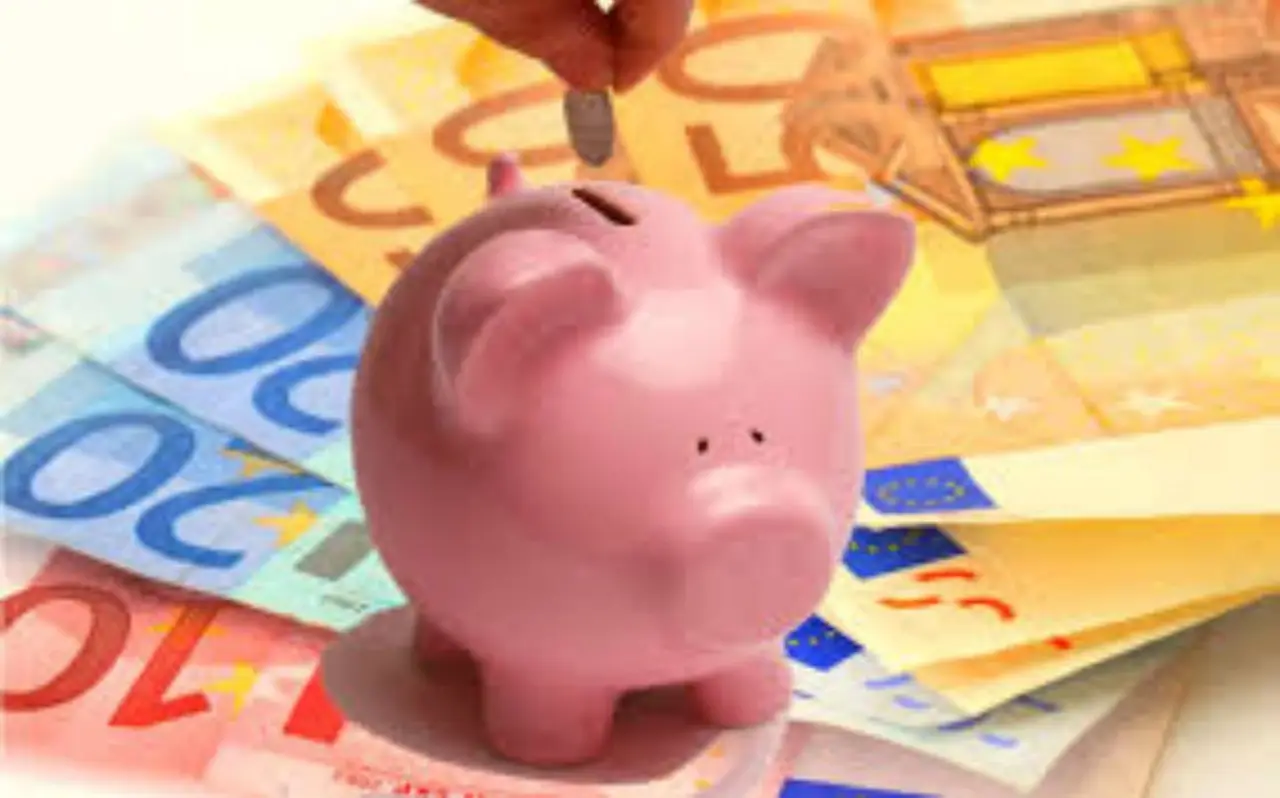 Il metodo delle buste funziona davvero per risparmiare? Ecco quanto puoi mettere via in un mese